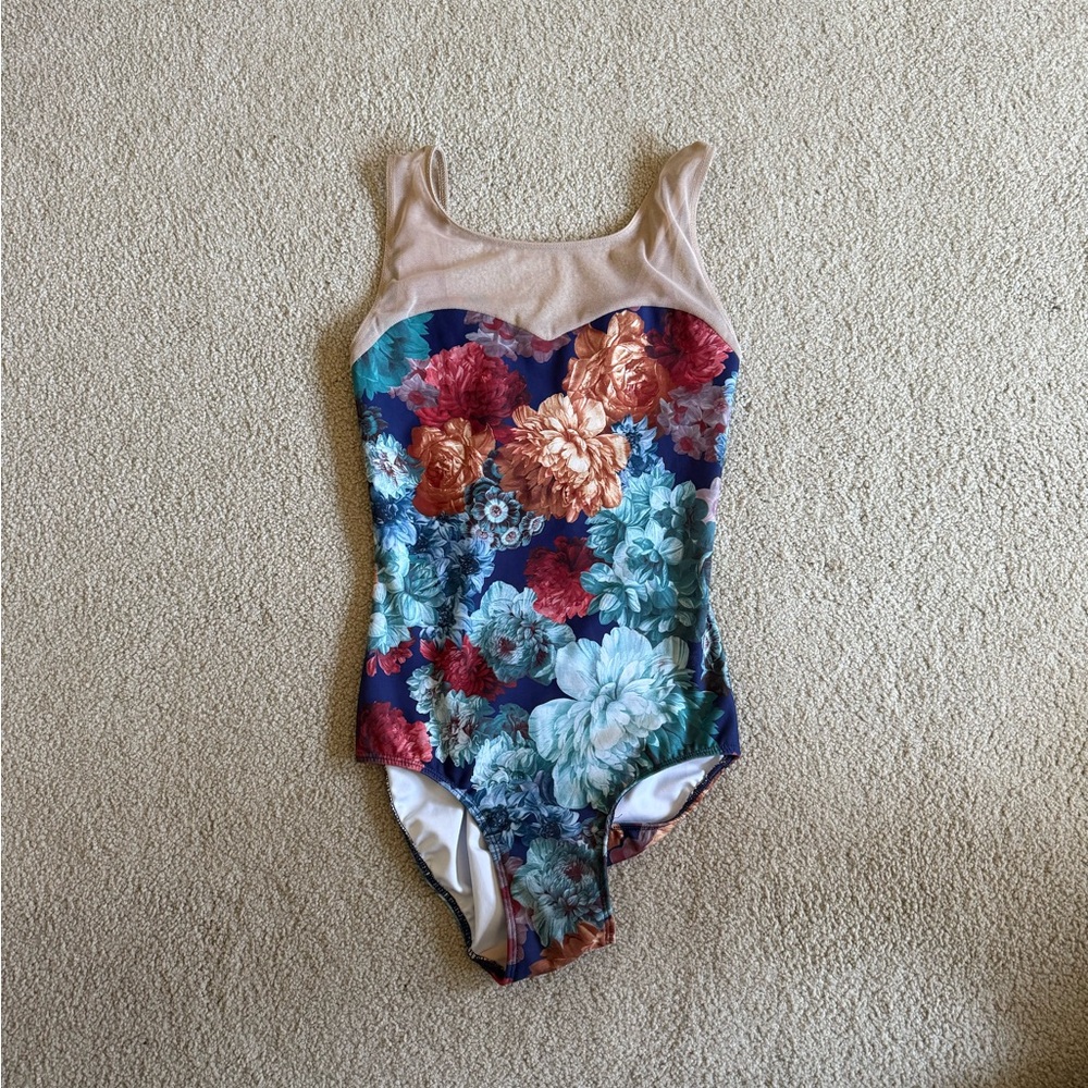 Eleve Size Small Leotard